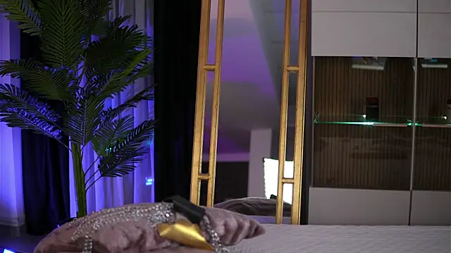 Snapshot of RubyConner chatting on 04/17/26, 08:12 RubyConner online show from 04/17/26, 08:12