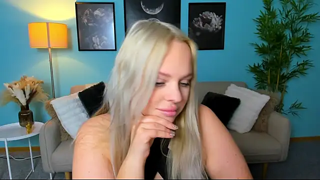 Snapshot of Nikolla_ chatting on 03/07/26, 02:47 Nikolla online show from 03/07/26, 02:47