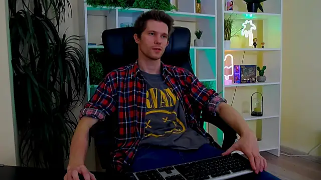 Snapshot of Eddie_Baker chatting on 03/22/26, 12:47 Eddie Baker online show from 03/22/26, 12:47