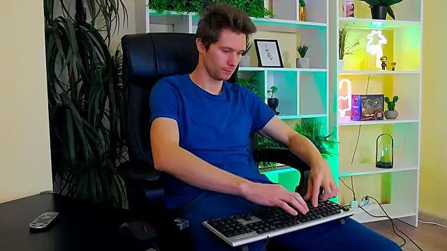 Snapshot of Eddie_Baker chatting on 04/03/26, 07:28 Eddie Baker online show from 04/03/26, 07:28