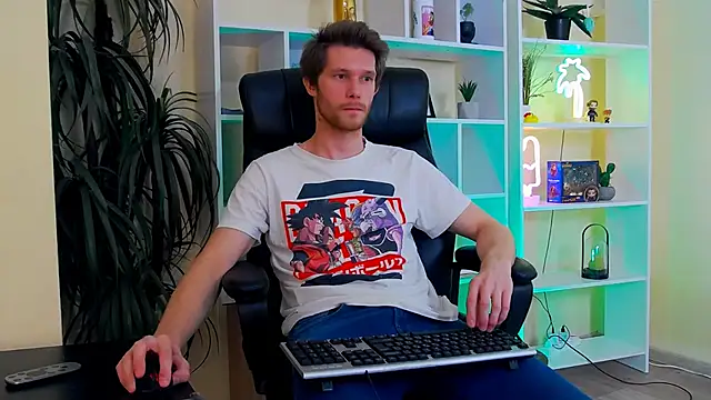 Snapshot of Eddie_Baker chatting on 04/13/26, 08:14 Eddie Baker online show from 04/13/26, 08:14