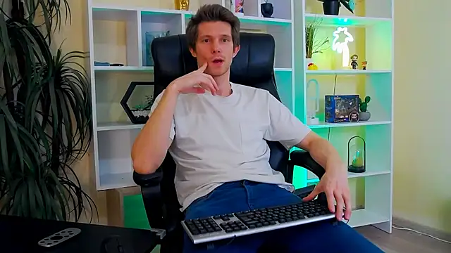 Snapshot of Eddie_Baker chatting on 04/16/26, 09:39 Eddie Baker online show from 04/16/26, 09:39