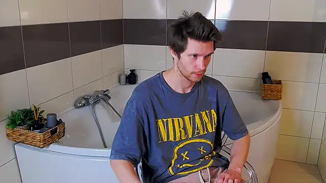 Snapshot of Eddie_Baker chatting on 04/21/26, 07:06 Eddie Baker online show from 04/21/26, 07:06