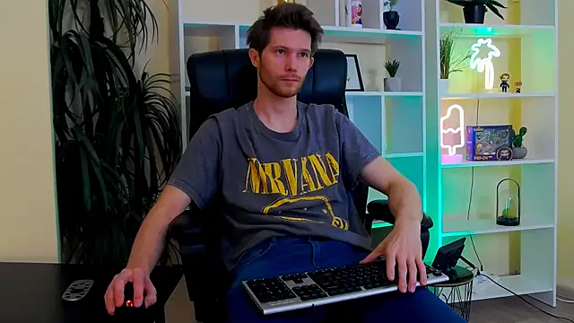 Snapshot of Eddie_Baker chatting on 04/29/26, 02:15 Eddie Baker online show from 04/29/26, 02:15