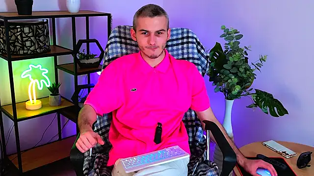 Snapshot of Magic_Storms chatting on 03/14/26, 08:47 Magic Storms online show from 03/14/26, 08:47