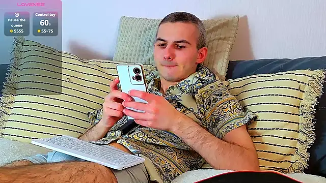 Snapshot of Magic_Storms chatting on 03/15/26, 06:36 Magic Storms online show from 03/15/26, 06:36