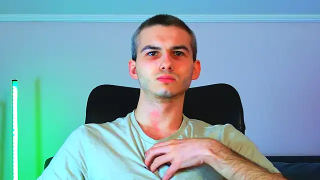 Snapshot of Magic_Storms chatting on 03/23/26, 02:26 Magic Storms online show from 03/23/26, 02:26