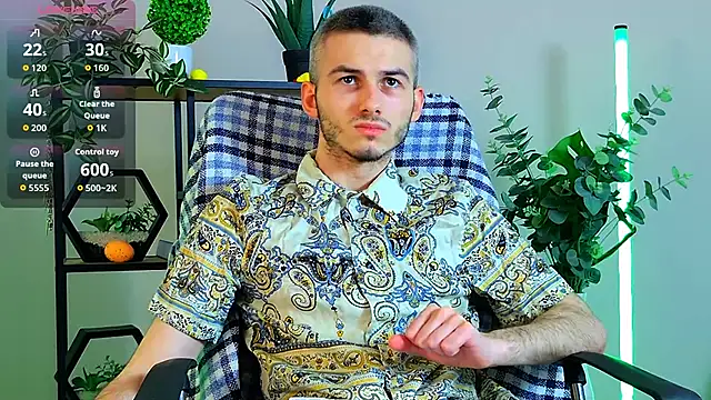 Snapshot of Magic_Storms chatting on 04/03/26, 09:02 Magic Storms online show from 04/03/26, 09:02