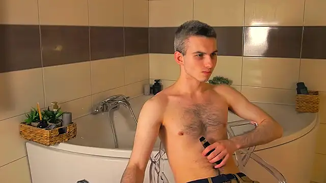 Snapshot of Magic_Storms chatting on 04/22/26, 01:41 Magic Storms online show from 04/22/26, 01:41