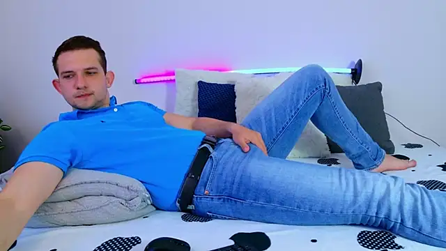 Snapshot of Jimmy_Doss chatting on 03/11/26, 08:53 Jimmy Doss online show from 03/11/26, 08:53