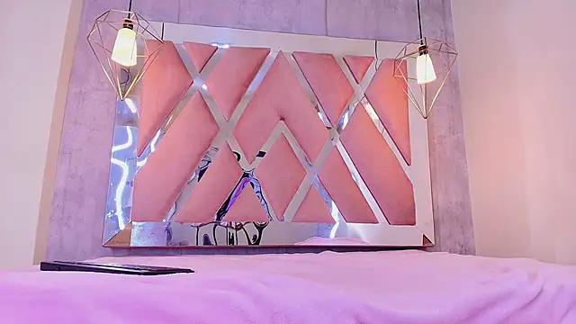 Snapshot of luci_lane_ chatting on 04/11/26, 07:45 luci lane online show from 04/11/26, 07:45