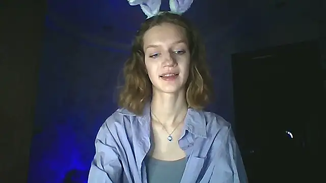 Snapshot of Chrissy_Joyful chatting on 04/02/26, 05:05 Chrissy Joyful online show from 04/02/26, 05:05