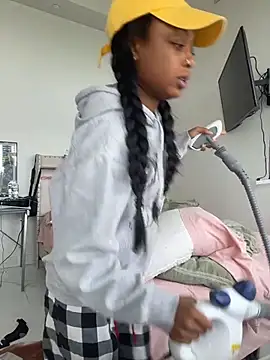 Snapshot of Princessssbby chatting on 04/06/26, 09:05 Princessssbby online show from 04/06/26, 09:05