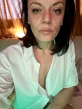 Snapshot of bellad0nna chatting on 03/10/26, 01:38 bellad0nna online show from 03/10/26, 01:38