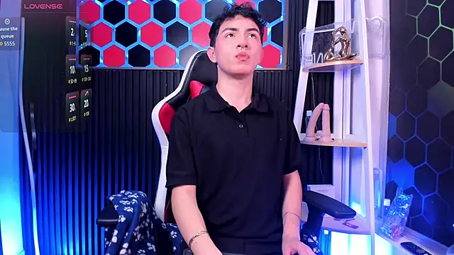 Cristopher Wild online show from 07/02/26, 08:37