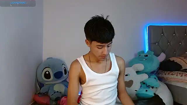 Snapshot of Sebas_fire4 chatting on 03/18/26, 10:02 Sebas fire4 online show from 03/18/26, 10:02