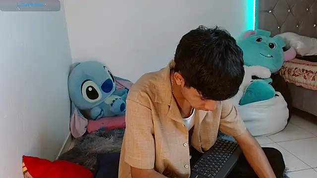 Snapshot of Sebas_fire4 chatting on 04/02/26, 01:58 Sebas fire4 online show from 04/02/26, 01:58