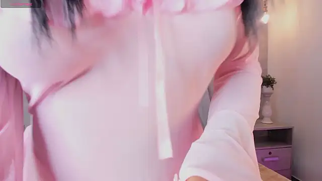 Snapshot of Lilyrousse_ chatting on 03/14/26, 07:30 Lilyrousse online show from 03/14/26, 07:30