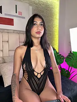 Snapshot of Lilyrousse_ chatting on 05/23/26, 11:47 Lilyrousse online show from 05/23/26, 11:47
