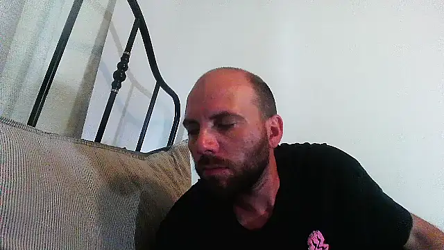 Snapshot of experiencelove chatting on 08/06/26, 06:10 experiencelove online show from 08/06/26, 06:10