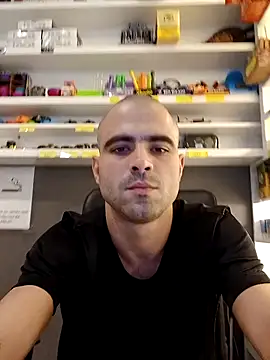 Snapshot of fnoggg chatting on 03/14/26, 09:09 fnoggg online show from 03/14/26, 09:09