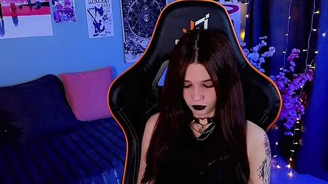 Snapshot of GG_Viper chatting on 04/22/26, 09:16 GG Viper online show from 04/22/26, 09:16