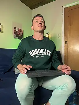 Snapshot of Andreew_falcon chatting on 03/17/26, 12:30 Andreew falcon online show from 03/17/26, 12:30