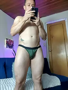 Snapshot of Andreew_falcon chatting on 03/25/26, 12:33 Andreew falcon online show from 03/25/26, 12:33