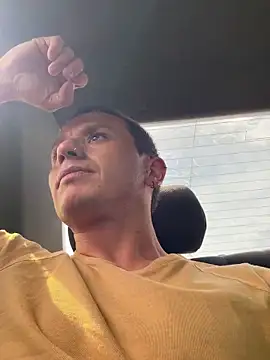 Snapshot of Andreew_falcon chatting on 04/10/26, 07:51 Andreew falcon online show from 04/10/26, 07:51