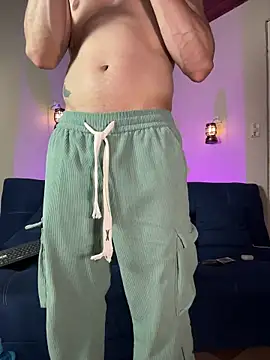 Snapshot of Andreew_falcon chatting on 04/16/26, 08:20 Andreew falcon online show from 04/16/26, 08:20