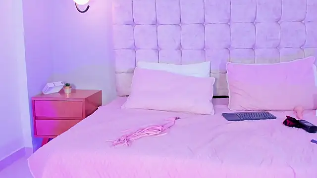 Snapshot of Katty_cute19 chatting on 04/06/26, 02:07 Katty cute19 online show from 04/06/26, 02:07