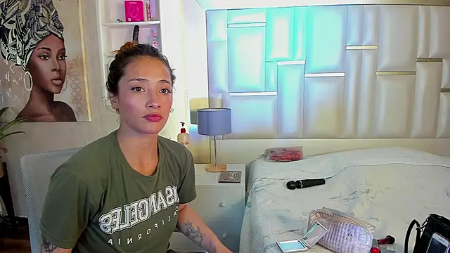 Snapshot of ZoeTaylorl chatting on 04/01/26, 01:41 ZoeTaylorl online show from 04/01/26, 01:41