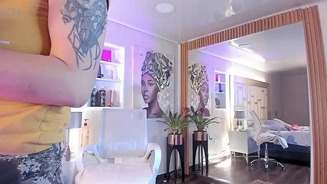 Snapshot of ZoeTaylorl chatting on 04/25/26, 11:35 ZoeTaylorl online show from 04/25/26, 11:35