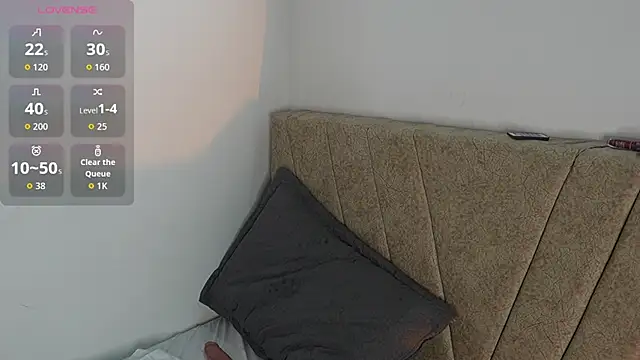 Snapshot of EliseColeman chatting on 03/25/26, 02:17 EliseColeman online show from 03/25/26, 02:17