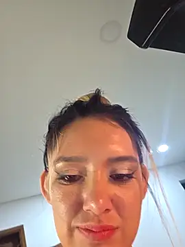 Snapshot of EliseColeman chatting on 03/29/26, 07:19 EliseColeman online show from 03/29/26, 07:19