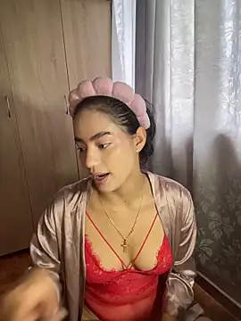 Snapshot of Ariel_blake chatting on 06/19/26, 05:17 Ariel blake online show from 06/19/26, 05:17