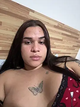 Snapshot of Gabrielaparaiso chatting on 04/14/26, 12:05 Gabrielaparaiso online show from 04/14/26, 12:05