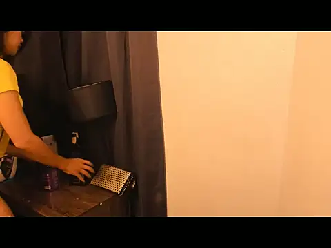 YunaBigCock online show from 07/17/26, 10:22