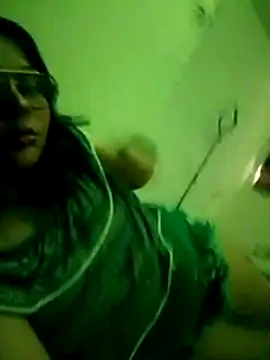 Snapshot of scarletth_jhonsom1 chatting on 04/01/26, 07:44 scarletth jhonsom1 online show from 04/01/26, 07:44