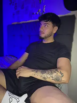 Snapshot of kryzthian_Olrox chatting on 03/31/26, 03:52 kryzthian Olrox online show from 03/31/26, 03:52