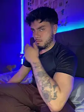 Snapshot of kryzthian_Olrox chatting on 04/23/26, 03:30 kryzthian Olrox online show from 04/23/26, 03:30