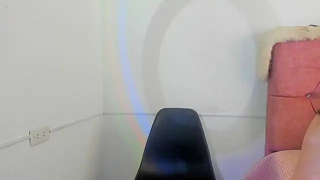 Snapshot of _scarlettmoon chatting on 04/10/26, 06:56 scarlettmoon online show from 04/10/26, 06:56