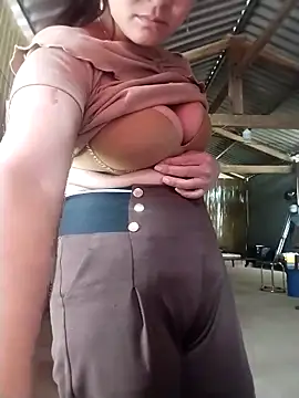 Snapshot of mylove-cute chatting on 03/20/26, 01:32 mylove-cute online show from 03/20/26, 01:32