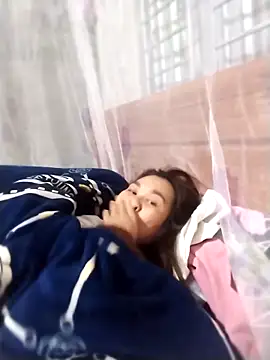 Snapshot of mylove-cute chatting on 04/01/26, 10:18 mylove-cute online show from 04/01/26, 10:18