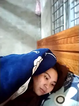 Snapshot of mylove-cute chatting on 04/07/26, 11:04 mylove-cute online show from 04/07/26, 11:04