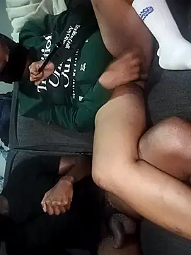 Snapshot of sweetchubbz chatting on 04/04/26, 12:09 sweetchubbz online show from 04/04/26, 12:09