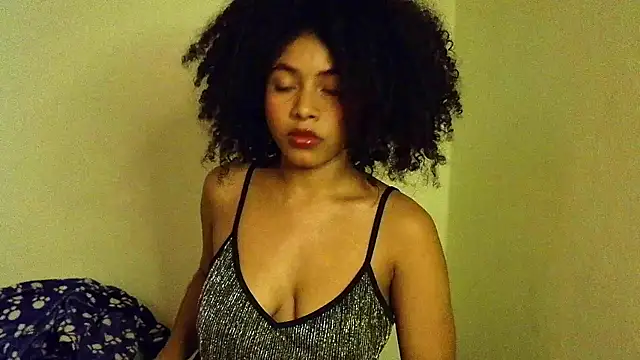 Snapshot of Larita_curly chatting on 04/09/26, 08:58 Larita curly online show from 04/09/26, 08:58