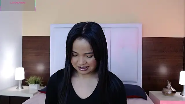 Snapshot of Catalinaa01 chatting on 03/25/26, 03:45 Catalinaa01 online show from 03/25/26, 03:45