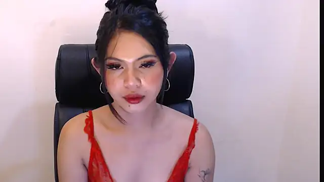 Snapshot of bigcock_sassy69 chatting on 04/22/26, 02:18 bigcock sassy69 online show from 04/22/26, 02:18