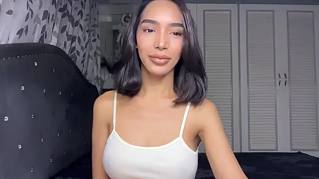 Snapshot of AnayaLauren_ chatting on 07/08/26, 03:22 AnayaLauren online show from 07/08/26, 03:22